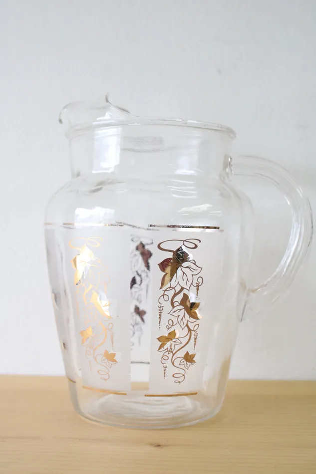 Anchor Hocking Gold Ivy Frosted Paneled Clear Glass Pitcher Anchor Hocking PreStyled Sets Anchor Hocking Gold Ivy Frosted Paneled Clear Glass Pitcher Anchor Hocking PreStyled Sets