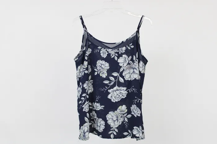 Blue Floral Tank Top XL Jubilee Thrift Rings