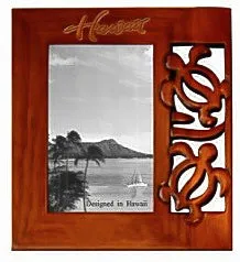 CHIEFLY Earrings Hawaii Honu Sea Turtle Picture Frame