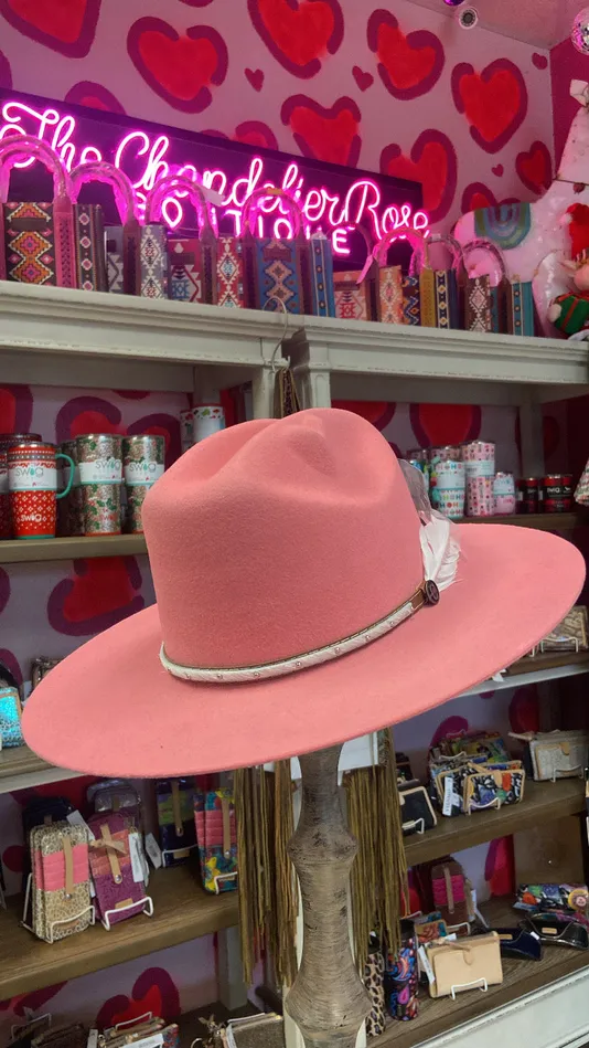 CORRAL DIXIE FELT HAT PINK HATTERS OF AMERICA Earrings