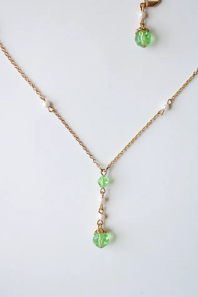 Earrings Jubilee Thrift 1928 Gold Green Stone Pearl Necklace Earring Set
