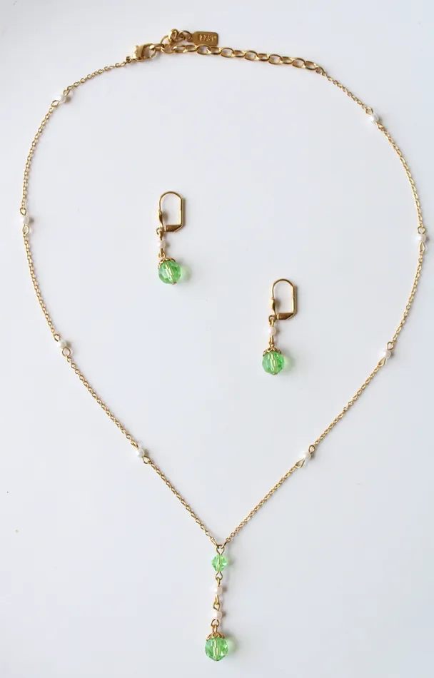 Earrings Jubilee Thrift 1928 Gold Green Stone Pearl Necklace Earring Set