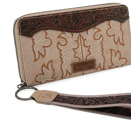 Earrings MONTANA WEST Wrangler Embroidered Embossed Wallet Wristlet Tan