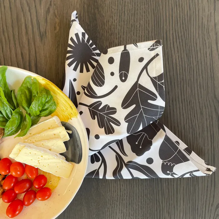 Earrings Napkin set of 4 Blackbird Aurora Home