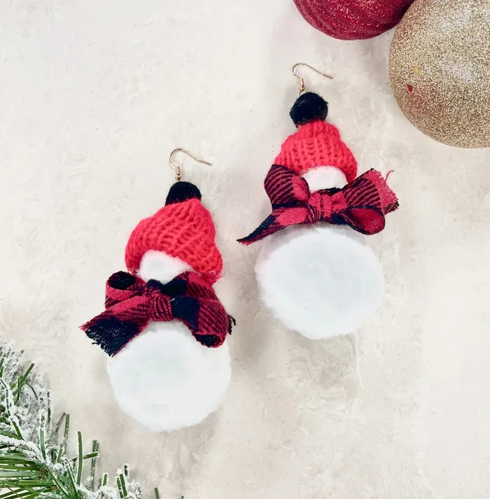 Earrings SOUTHERN GRACE WHOLESALE ITS A CHILLY DAY WHITE POM POM SNOWMAN EARRINGS