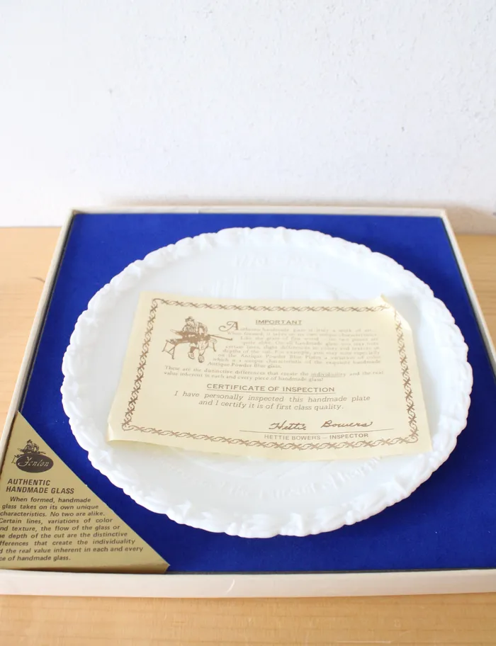 Fenton Necklaces Fenton USA Bicentennial Project Of The General Federation Of Womens Clubs Colonial Milk Glass White In God We Trust Decorative Plate