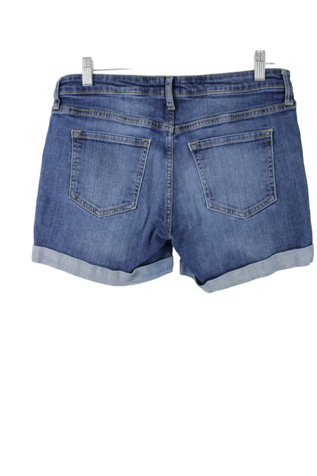 Gap Sexy Boyfriend Short 6 Gap Earrings