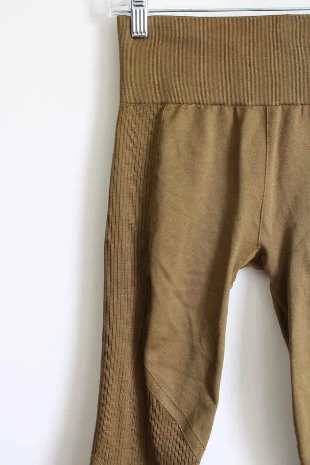 HM Earrings HM Sport Green Leggings XS