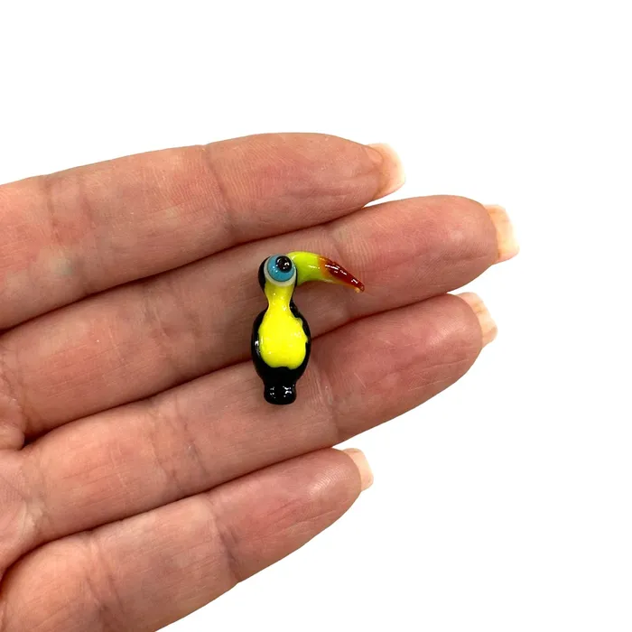 Hand Made Murano Glass Toucan CharmHorizontal Hole Peppy Beads Charm Necklaces Hand Made Murano Glass Toucan CharmHorizontal Hole Peppy Beads Charm Necklaces