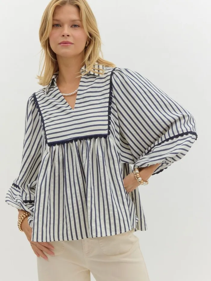 Helen Babydoll Top Entro Earrings
