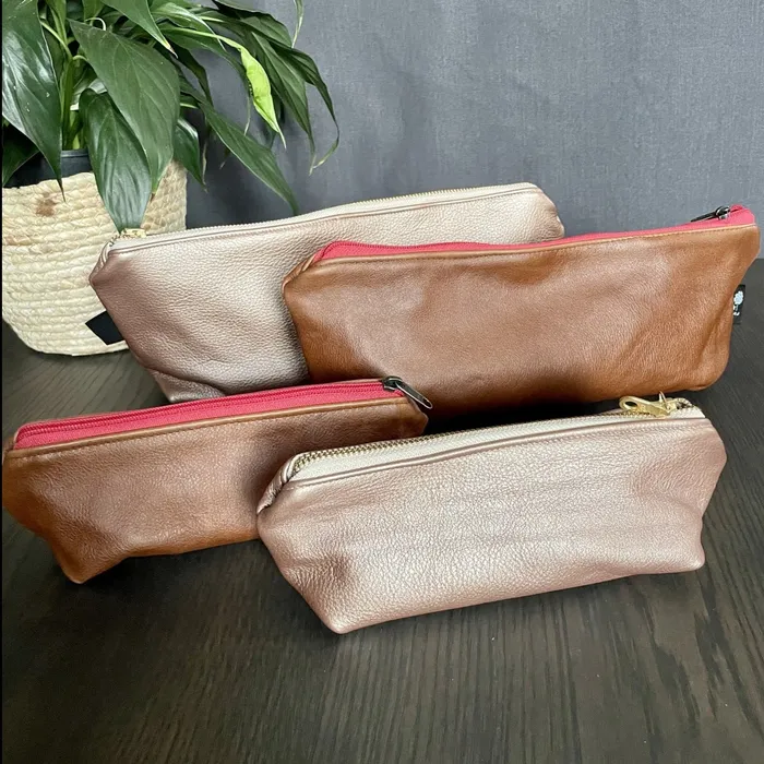 HJT Earrings Leather Pencil Bag Large Pink Metallic