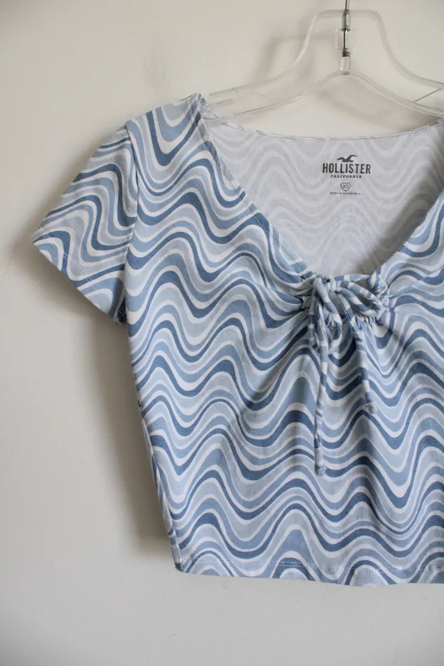 Hollister Blue Wave Patterned Crop Tee XS Hollister Rings