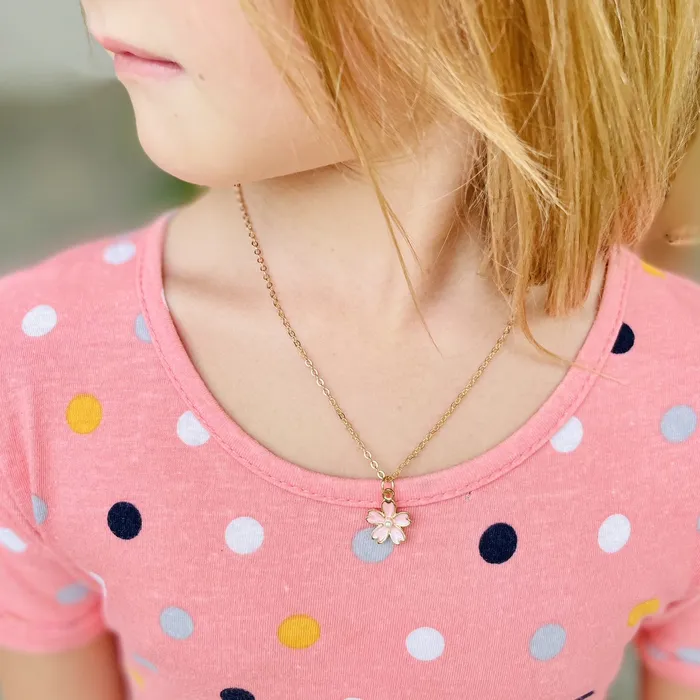 iszi ONLINE Necklaces Girls Necklace ButterflyFlower Green Heart White Clover