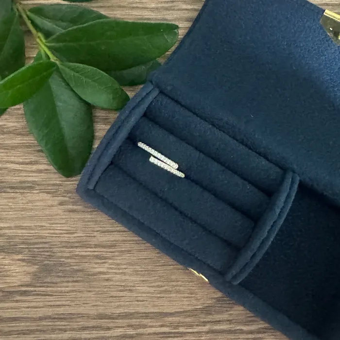 iszi ONLINE Rings Overlap Ring