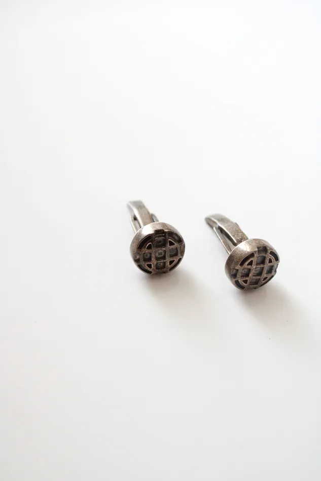 Jubilee Thrift Earrings Sterling Silver Round Grid Cuff Links