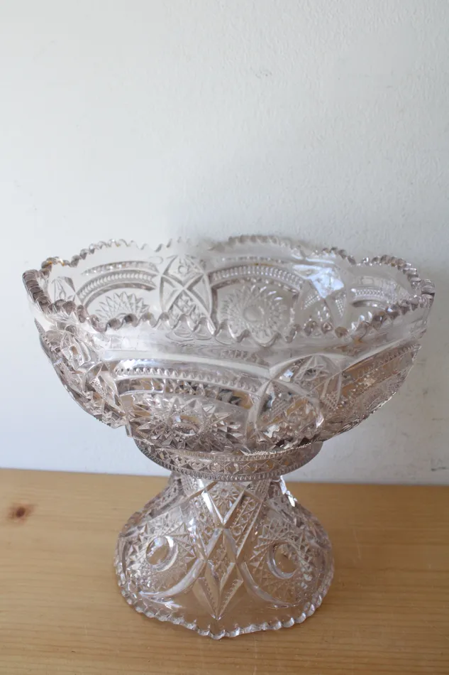 Jubilee Thrift Earrings Vintage Pale Lavendar Glass Punch Bowl Pedestal Stand Jubilee Thrift Earrings Vintage Pale Lavendar Glass Punch Bowl Pedestal Stand