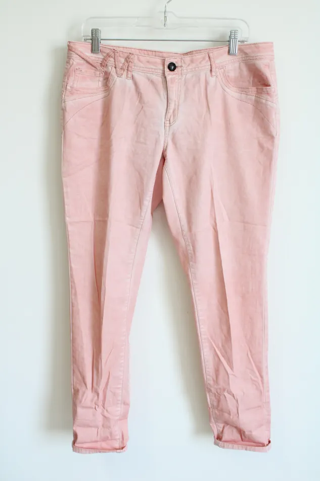 Jubilee Thrift Light Pink Straight Cut Pants XL Necklaces