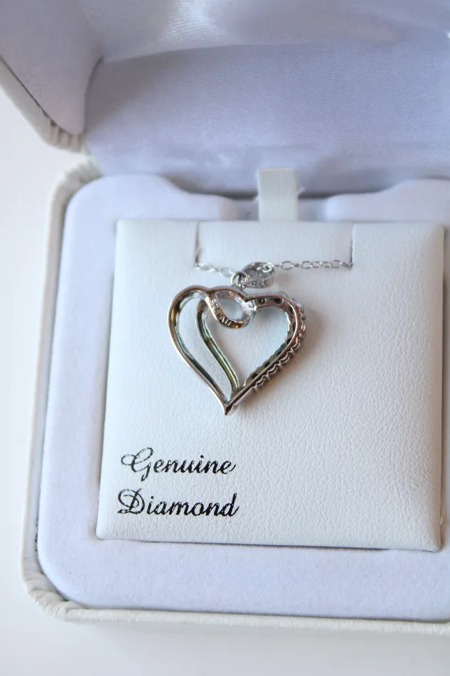 Jubilee Thrift Necklaces NEW SS Swirl Genuine Diamond Heart Pendant Necklace