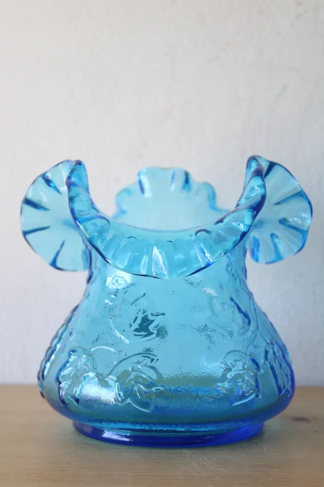 Kanawa Kanawa Vintage Blue Hand Blown Glass Ruffle Rim Vase 5 Rings