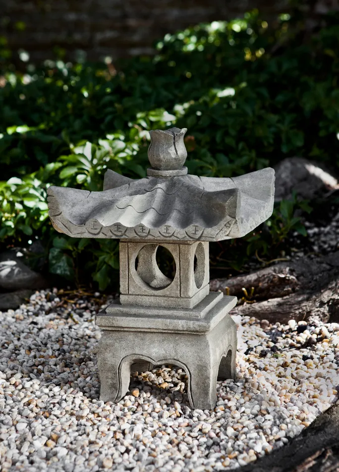 La Campania Necklaces Japanese Pagoda Garden Statue