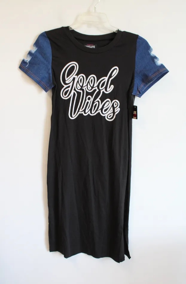 Love Love Love NEW Love Love Love Good Vibes Side Slit Tunic Dress 1X Earrings Love Love Love NEW Love Love Love Good Vibes Side Slit Tunic Dress 1X Earrings
