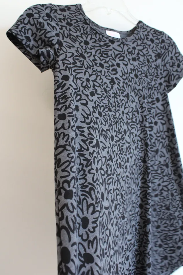 LuLaRoe Gray Black Floral Print TShirt Dress 10 LuLaRoe Rings