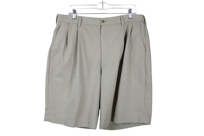 Michael Brandon Tan Shorts 38 Michael Brandon Earrings
