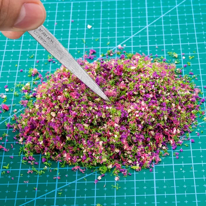 Miniatures by NC Necklaces DIY Grass Powder For Diorama Lawn Sponge Material 2in1 Mixed Color for Outdoor Scenery Creation