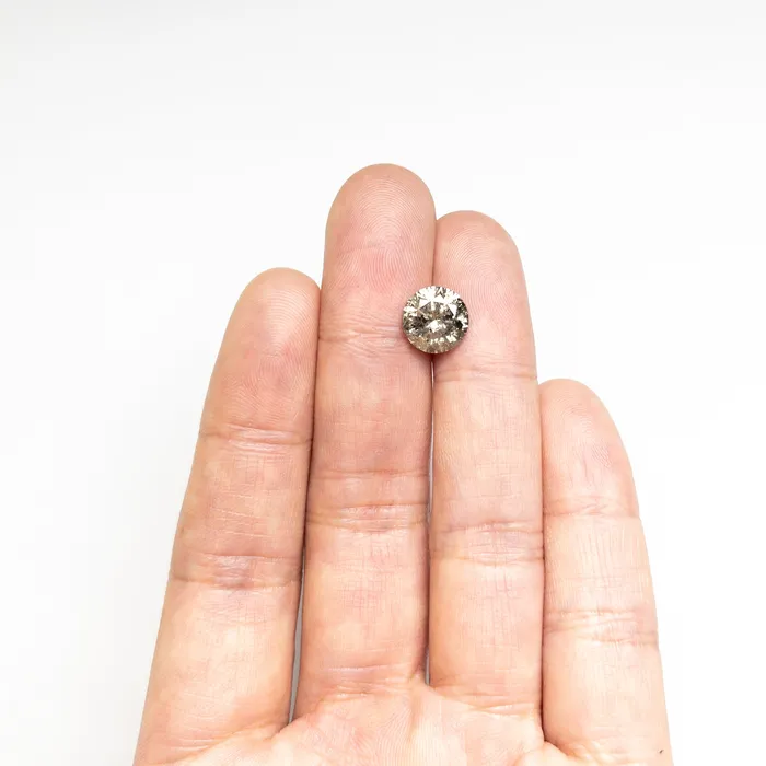 Misfit Diamonds Rings Salt and Pepper Brilliant Diamond 322ct Round