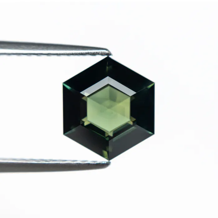 Misfit Gems Rings 211ct 894x770x400mm Hexagon Double Cut Sapphire 2231501