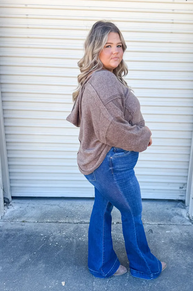 Morgan Cropped Hoodie Pullover Top Mocha Zenana Earrings