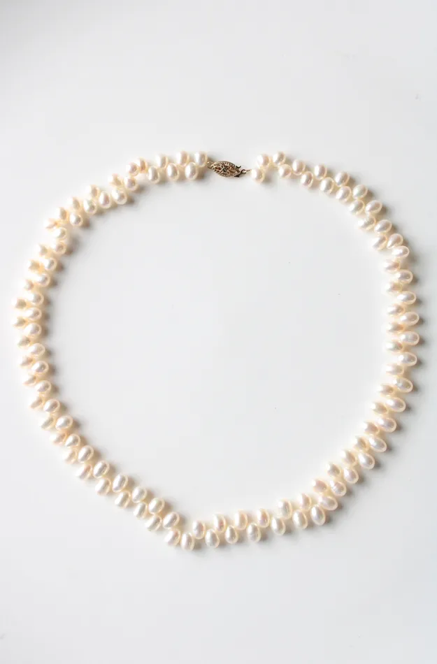 Necklaces Jubilee Thrift Genuine Ivory Oval Pearl 14K Clasp Necklace