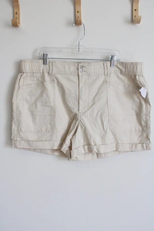 NEW Time and Tru Khaki Cuffed Shorts 20 Time And Tru Necklaces
