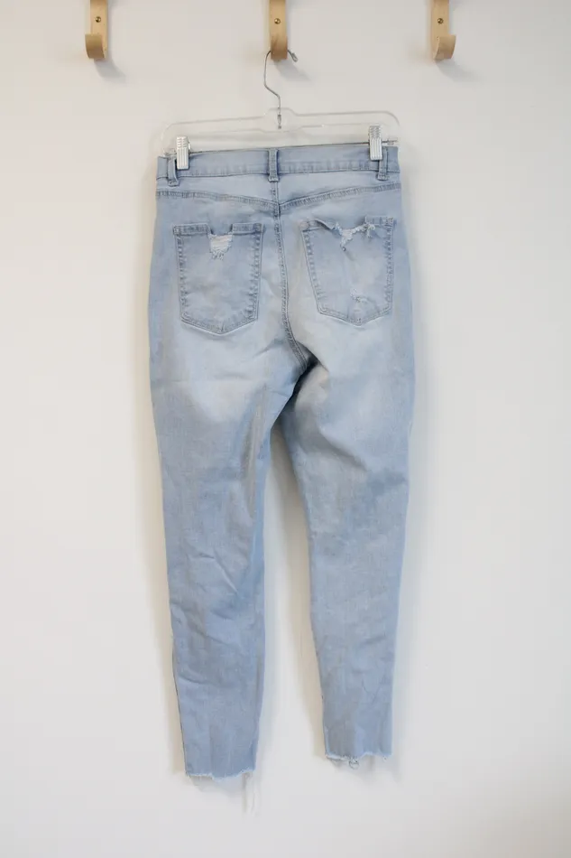 No Boundaries Light Washed Ripped Jeans 11 No Boundaries Necklaces