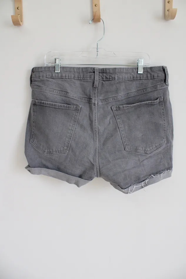 Old Navy Earrings Old Navy OG High Rise Gray Wash Distressed Short 16
