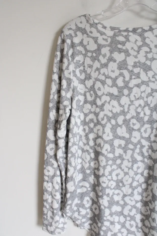 Old Navy Gray White Leopard Print Knit Long Sleeved Shirt L Old Navy Rings