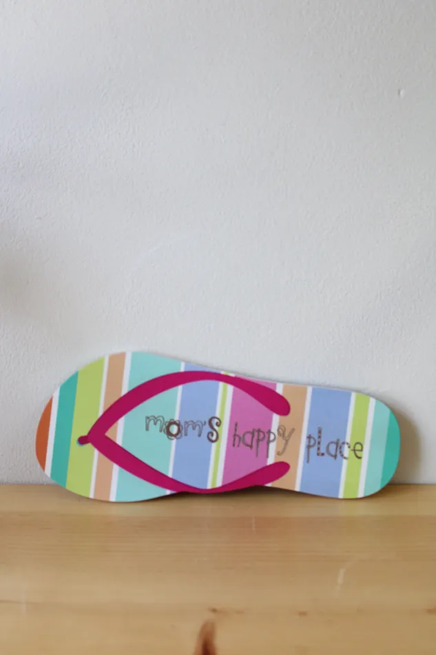 P Graham Dunn Moms Happy Place Flip Flop Sign P Graham Dunn Necklaces
