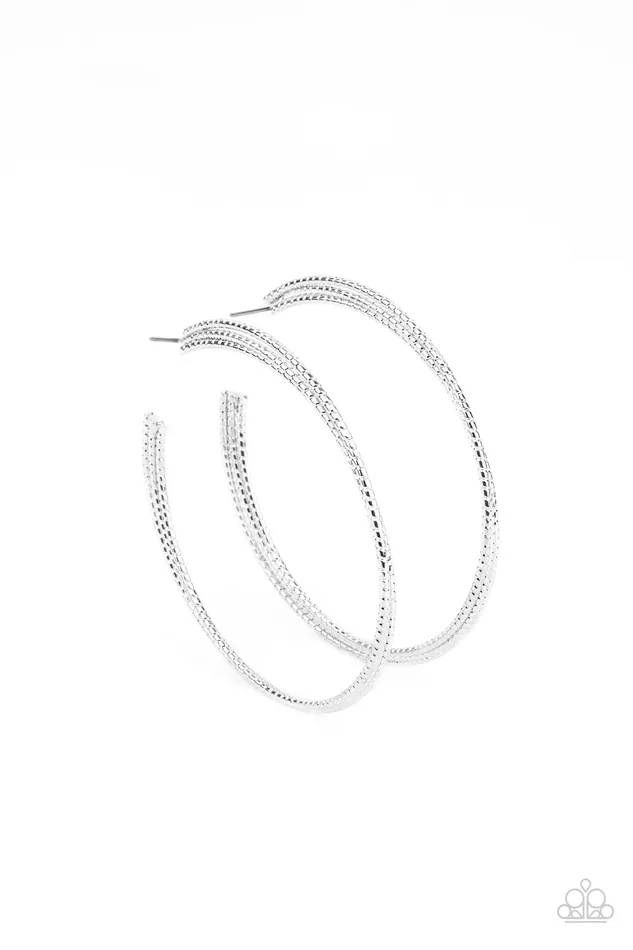 Paparazzi Accessories Rings Candescent Curves Silver