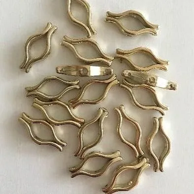 Peppy Beads Earrings Lip Shape Charms lip shape connectors lip shape spacers Bead spacers bead connectors Peppy Beads Earrings Lip Shape Charms lip shape connectors lip shape spacers Bead spacers bead connectors