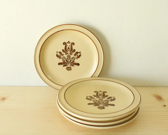 Pfaltzgraff Village Stoneware Dessert Plate 7 Pfaltzgraff Earrings