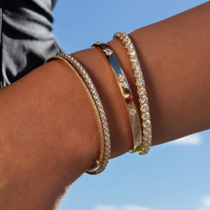 RACHEL LYNN CHICAGO Bracelets 14 Karat Yellow Gold and Diamond Burst Hinge Bracelet