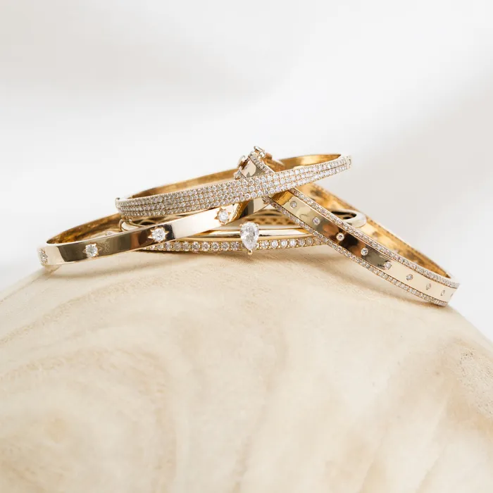 RACHEL LYNN CHICAGO Bracelets 14 Karat Yellow Gold and Diamond Burst Hinge Bracelet