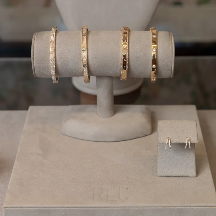 RACHEL LYNN CHICAGO Bracelets 14 Karat Yellow Gold and Diamond Burst Hinge Bracelet