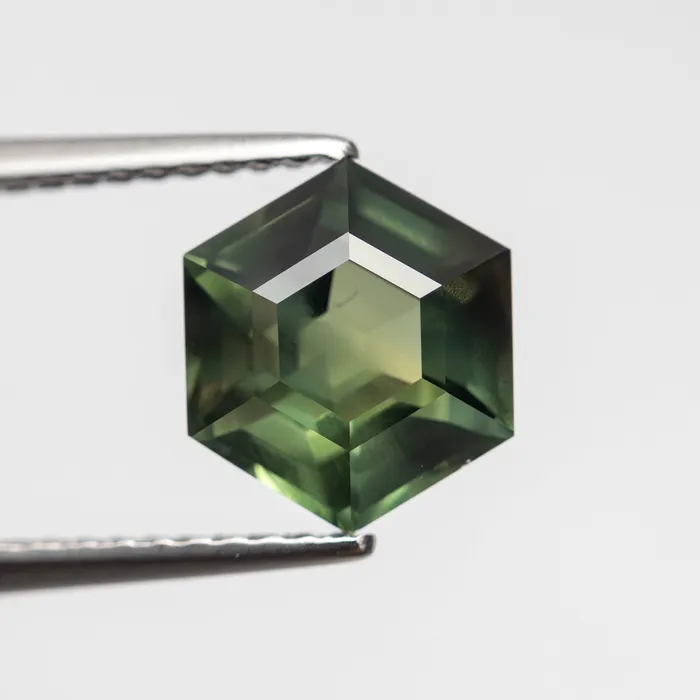 Rings 255ct 873x760x500mm Hexagon Step Cut Sapphire 2381403 Misfit Gems