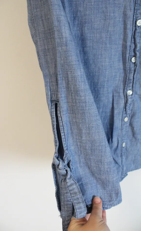 Rings Banana Republic Banana Republic Boyfriend Fit Blue Chambray Button Down Top M