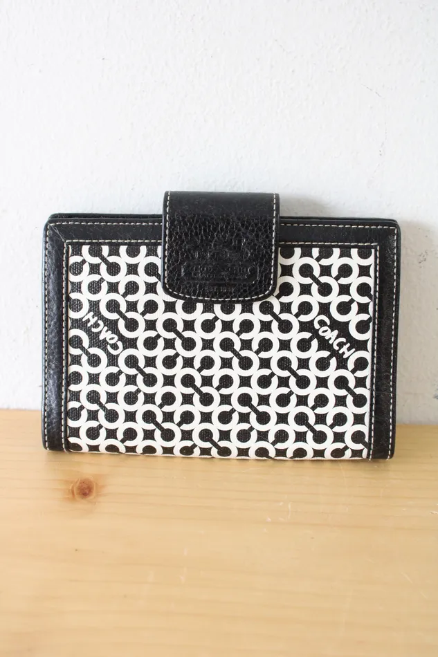 Rings Coach Coach Wallet Black and White