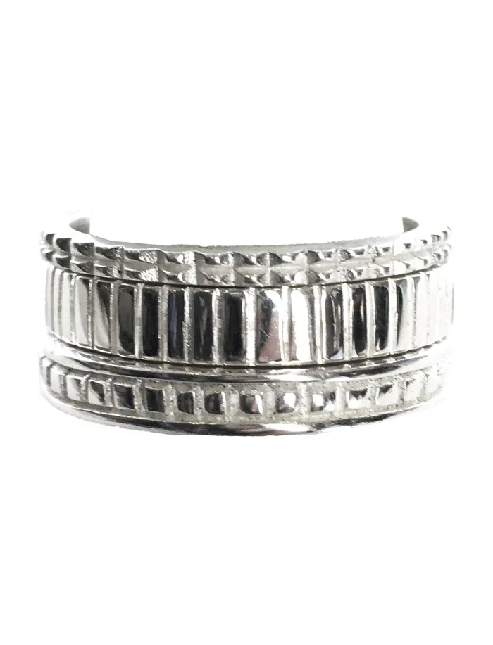 Rings Erika Pea STACK RING LINES EMBOSED SILVER SET