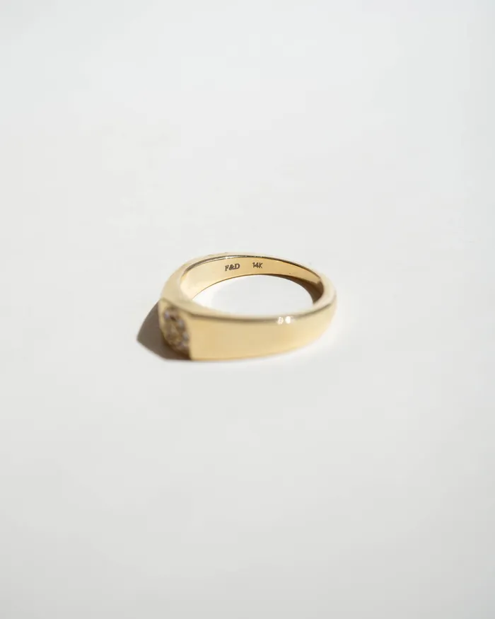 Rings Foe Dear Bellis Signet Ring Yellow Sapphire