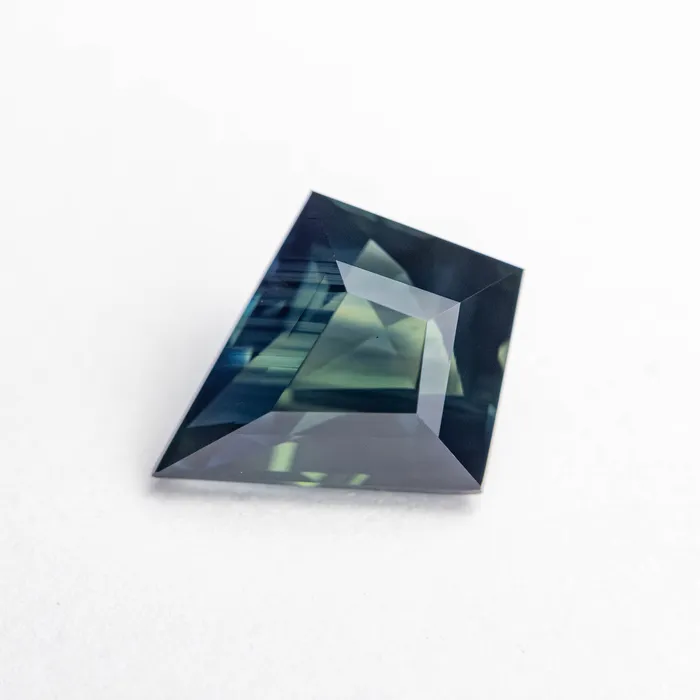 Rings Misfit Gems 218ct 1032x843x489mm Kite Step Cut Sapphire 2381501