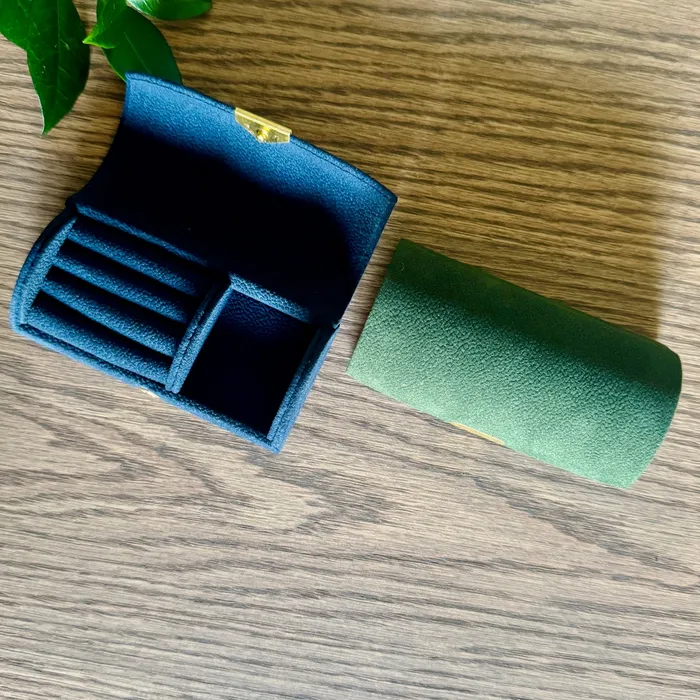 Small Velvet Jewellery Boxes iszi ONLINE Earrings